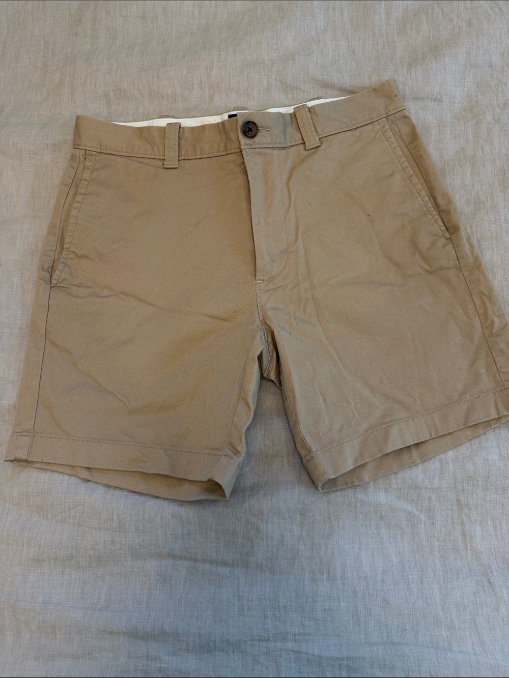 J. Crew Men's Tan Flat-Front Chino Shorts - 7” inseam